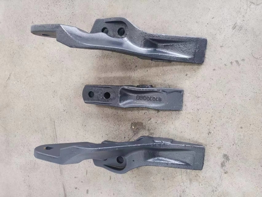 Dientes resistentes al desgaste JCB Hidromek 102S y cortadores laterales 81010605 81010630 81010640Material de acero aleado